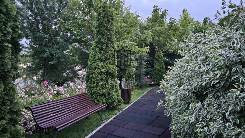 Apartament de vis 2 camere | Laguna Residence | Parcare | Boxa 
