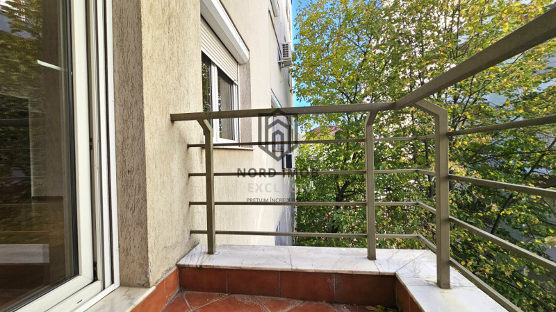 Birouri 3 camere | Luminos | 2 Bai | Parcare | Prima inchirriere dupa renovare