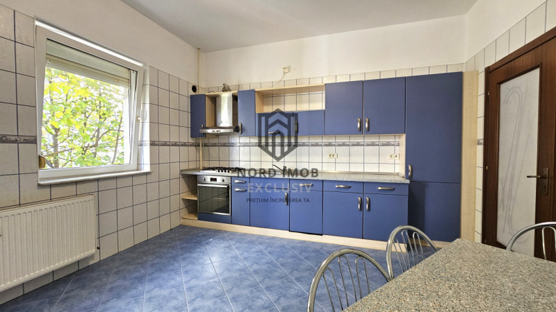 Birouri 3 camere | Luminos | 2 Bai | Parcare | Prima inchirriere dupa renovare