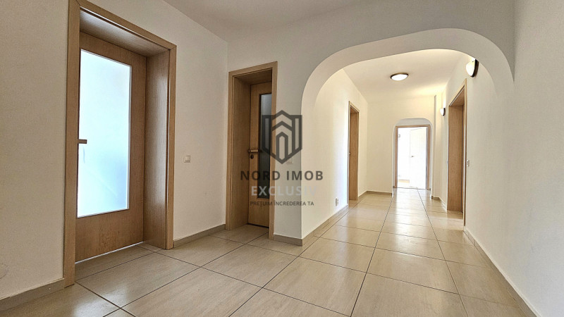 Apartament 4 camere | 2 băi | Prima inchiriere dupa renovare | Piața Victoriei