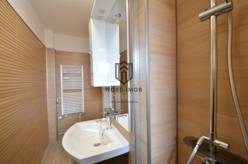 Apartament 4 camere | 2 băi | Prima inchiriere dupa renovare | Piața Victoriei