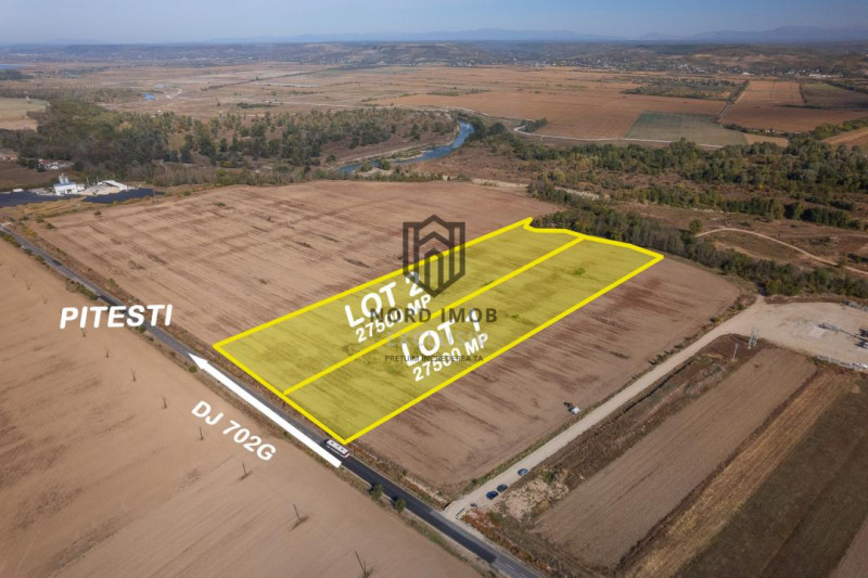 Vanzare teren 55.000 mp | Deschidere  180 m la DJ 702G | La 20 km de Pitesti