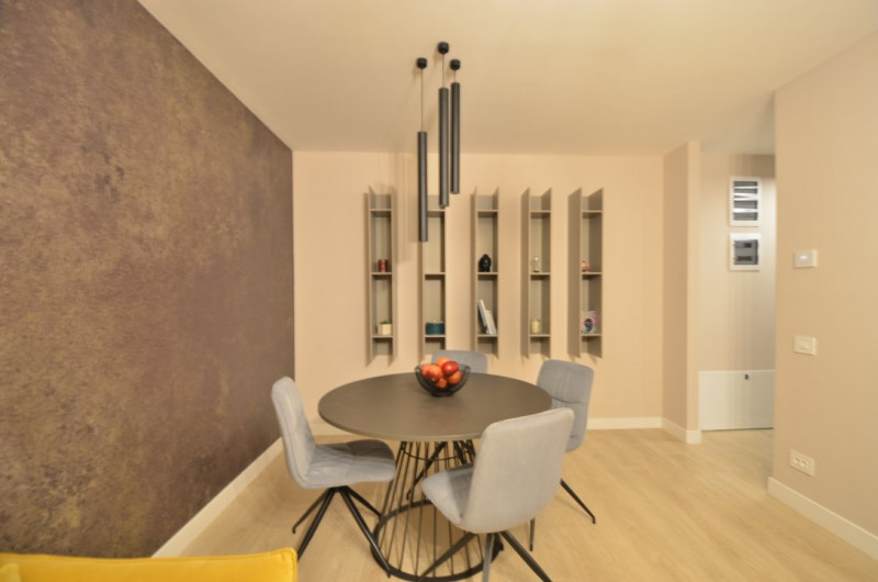 APARTAMENT ELEGANT 3 CAMERE | MOBILAT -UTILAT | 2 BAI | TERASA | PARCARE 