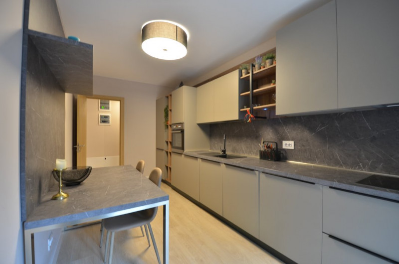 APARTAMENT ELEGANT 3 CAMERE | MOBILAT -UTILAT | 2 BAI | TERASA | PARCARE 