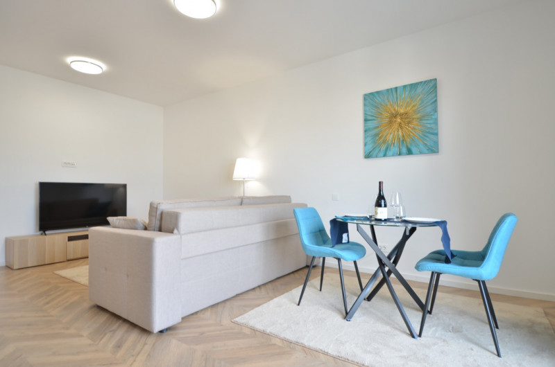 Apartament 2 camere | Spatios-Luminos | Prima Inchiriere | Loc parcare | Pajura