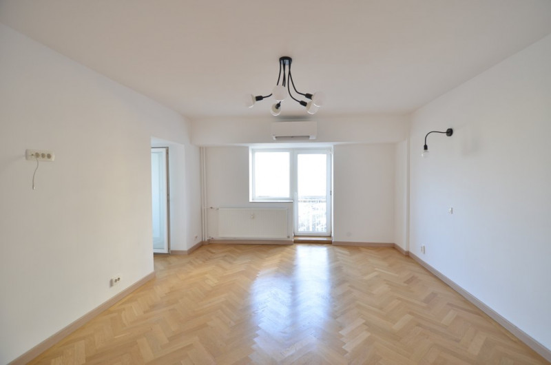 Apartament 4 camere | Ultrafinisat | Pretabil rezidenta-office | Piata Victoriei