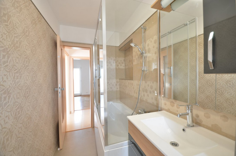 Apartament 4 camere | Ultrafinisat | Pretabil rezidenta-office | Piata Victoriei