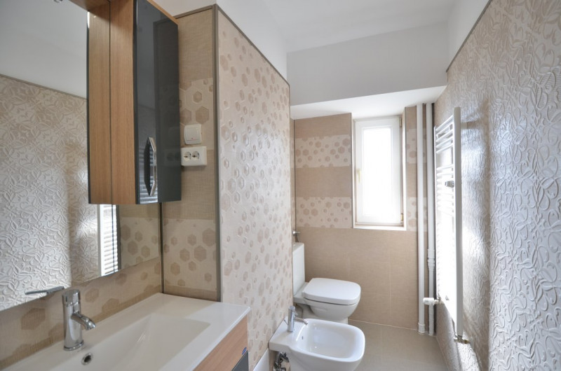 Apartament 4 camere | Ultrafinisat | Pretabil rezidenta-office | Piata Victoriei