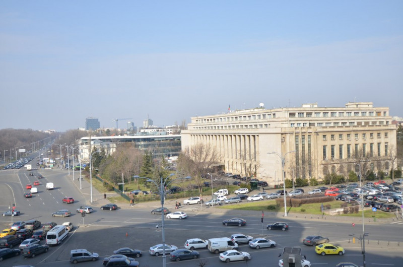 Apartament 4 camere | Ultrafinisat | Pretabil rezidenta-office | Piata Victoriei