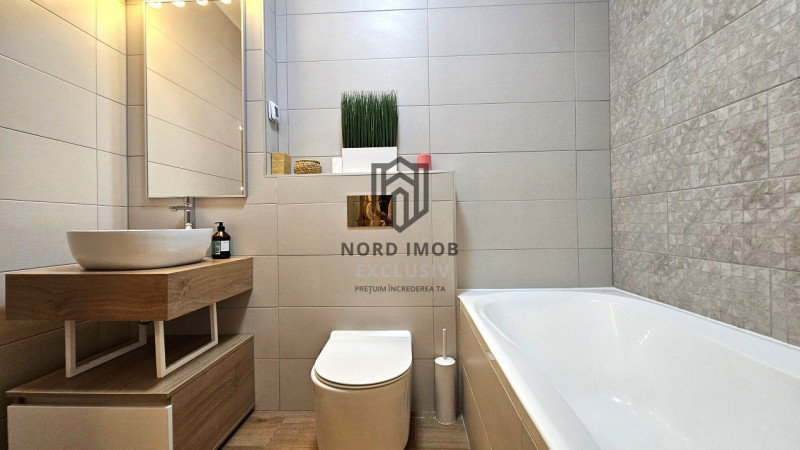APARTAMENT ELEGANT 3 CAMERE | MOBILAT -UTILAT | TERASA 36 MP | LOC PARCARE 