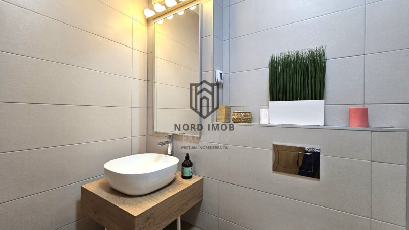 APARTAMENT ELEGANT 3 CAMERE | MOBILAT -UTILAT | TERASA 36 MP | LOC PARCARE 