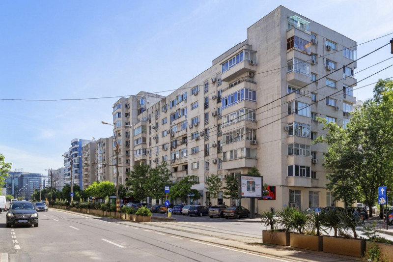Apartament spatios pe Nerva Traian